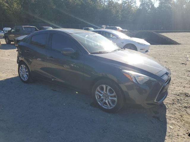 3MYDLBYV7HY190791 - 2017 TOYOTA YARIS IA GRAY photo 4