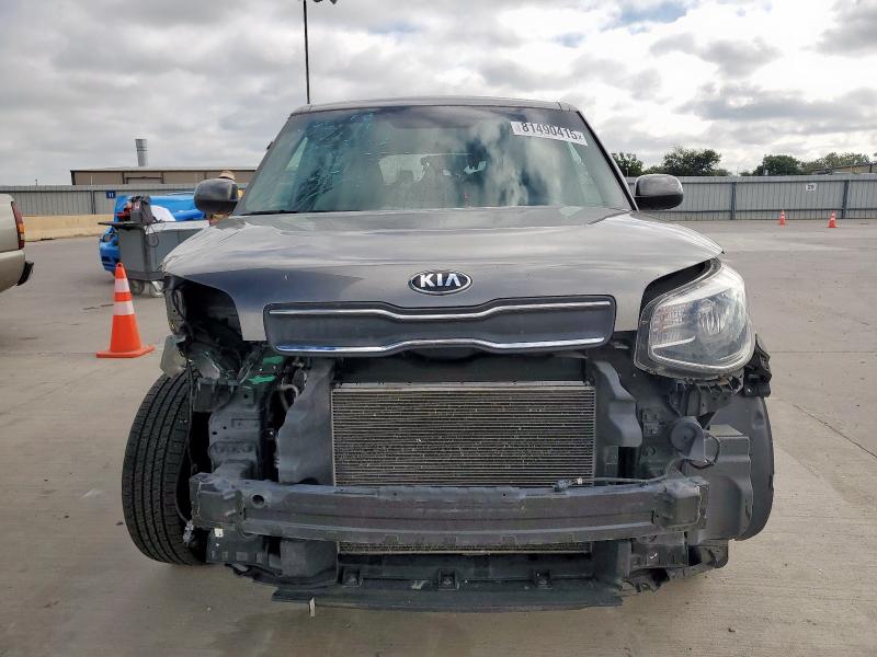 KNDJN2A24K7675801 - 2019 KIA SOUL 灰色 照片 5