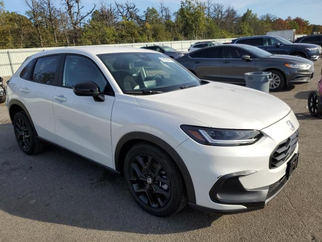 3CZRZ2H54SM774688 - 2025 HONDA HR-V SPORT WHITE photo 4