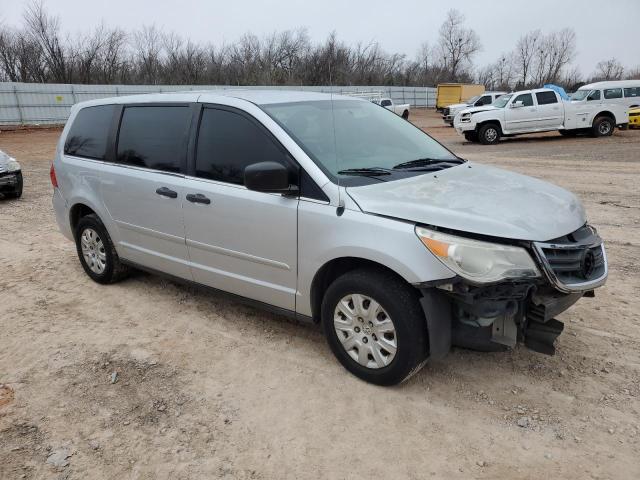 2V8HW44199R501603 - 2009 VOLKSWAGEN ROUTAN S SILVER photo 4