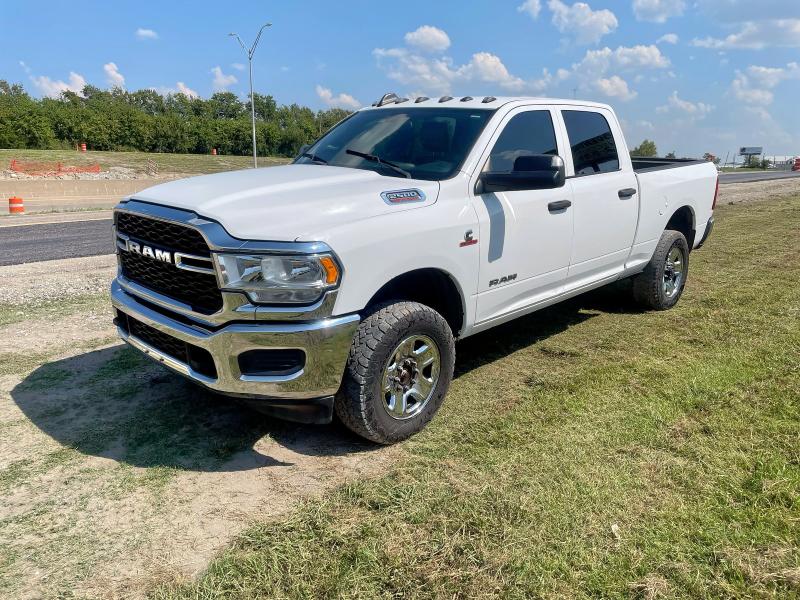 3C6UR5CLXMG606960 - 2021 RAM 2500 TRADESMAN Սպիտակ լուսանկար 2