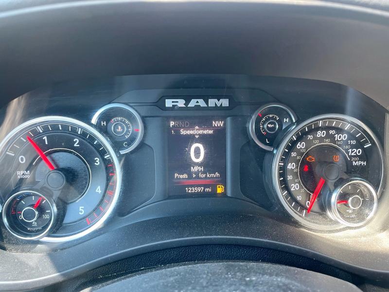 3C6UR5CLXMG606960 - 2021 RAM 2500 TRADESMAN Սպիտակ լուսանկար 8