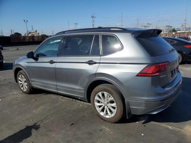 3VV1B7AX0KM196168 - 2019 VOLKSWAGEN TIGUAN S GRAY photo 2