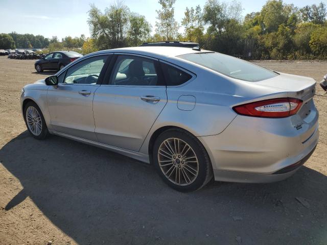 3FA6P0HD0FR221643 - 2015 FORD FUSION SE SILVER photo 2