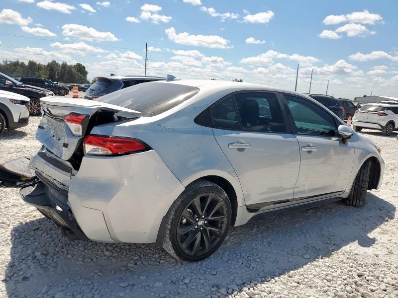 5YFS4MCE3SP229938 - 2025 TOYOTA COROLLA SE Серебристый фото 3