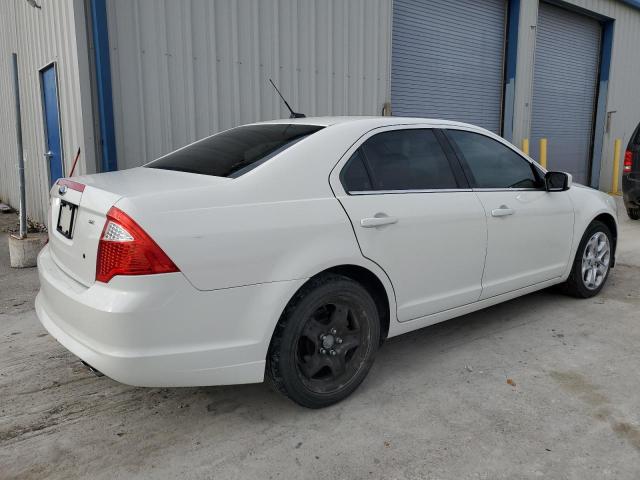 3FAHP0HA5BR221162 - 2011 FORD FUSION SE WHITE photo 3