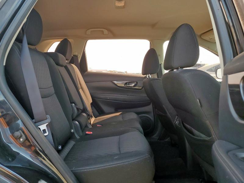 KNMAT2MV0HP508033 - 2017 NISSAN ROGUE S შავი ფოტო 11