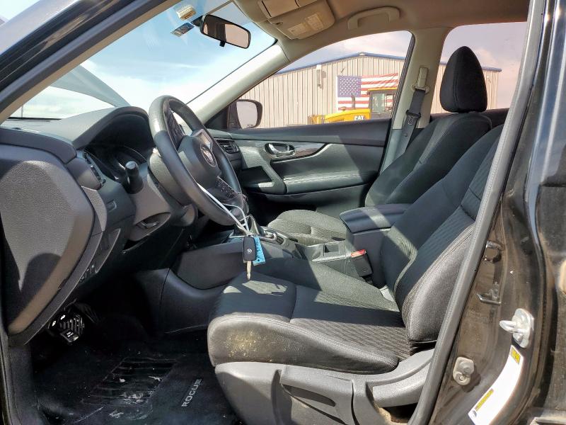 KNMAT2MV0HP508033 - 2017 NISSAN ROGUE S შავი ფოტო 7