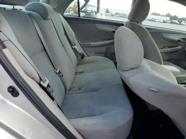 5YFBU4EEXCP045692 - 2012 TOYOTA COROLLA BASE SILVER photo 10