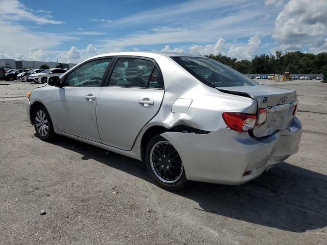 5YFBU4EEXCP045692 - 2012 TOYOTA COROLLA BASE SILVER photo 2