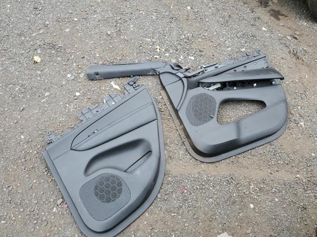 1C4RJFAG9HC640785 - 2017 JEEP GRAND CHEROKEE LAREDO BLACK photo 12