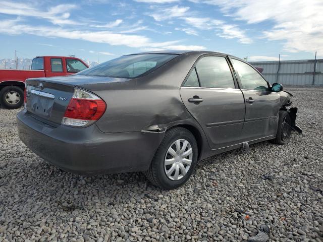 JTDBE32KX53024628 - 2005 TOYOTA CAMRY LE GRAY photo 3