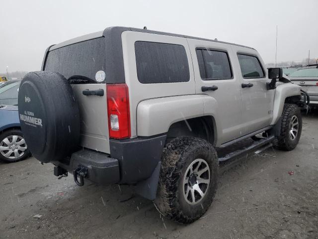 5GTDN136968128751 - 2006 HUMMER H3 SILVER photo 3