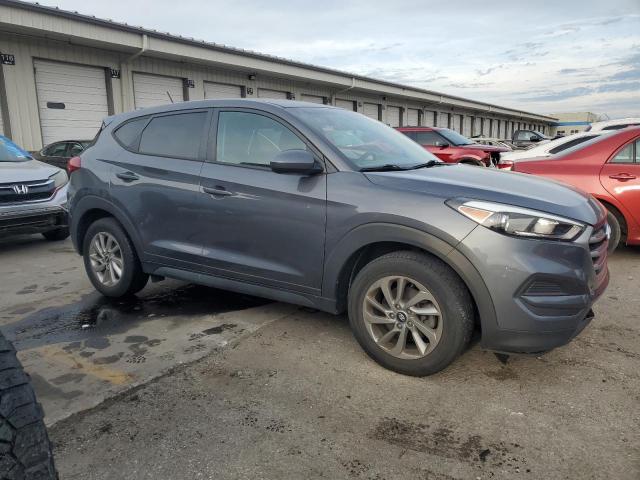 KM8J23A43HU389959 - 2017 HYUNDAI TUCSON SE GRAY photo 4