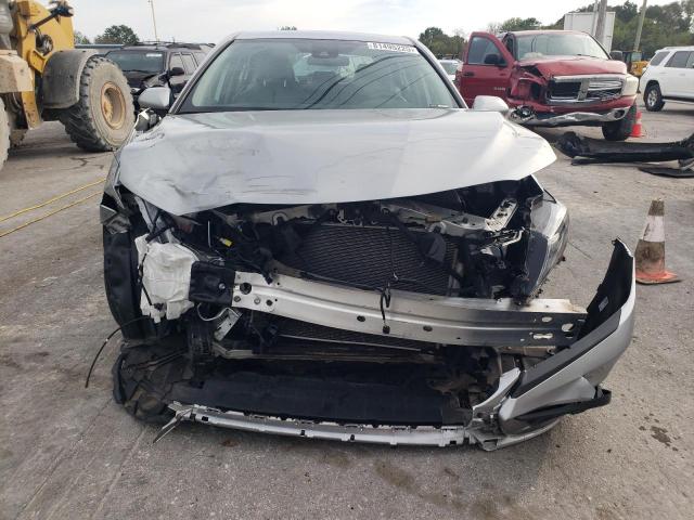4T1G11BK1RU121234 - 2024 TOYOTA CAMRY SE NIGHT SHADE SILVER photo 5