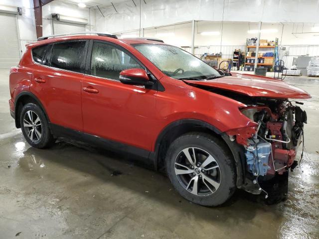 JTMRFREV5HJ134040 - 2017 TOYOTA RAV4 XLE RED photo 4