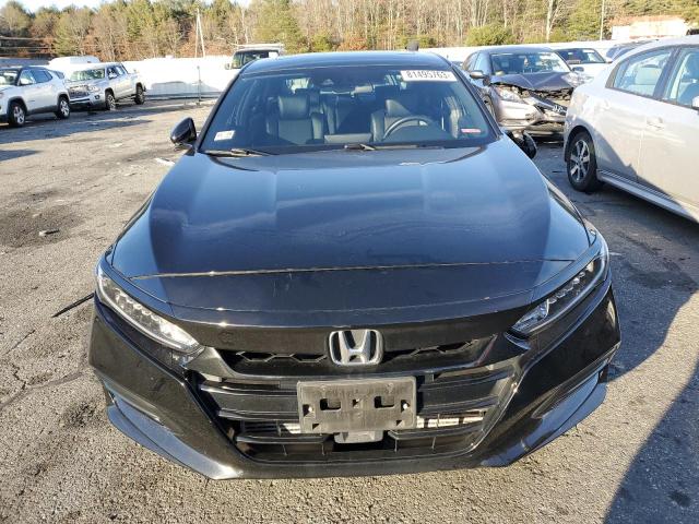 1HGCV2F33JA051677 - 2018 HONDA ACCORD SPORT BLACK photo 5