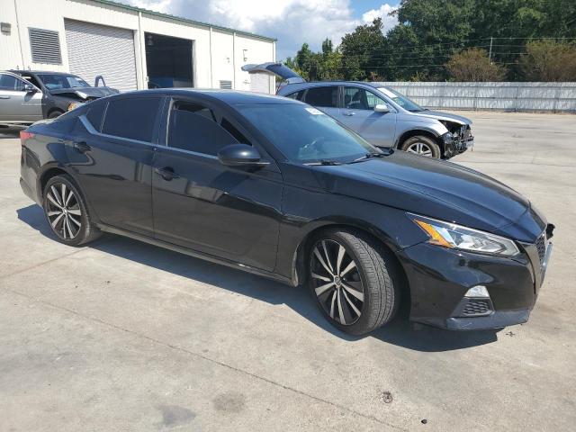 1N4BL4CV9KC202146 - 2019 NISSAN ALTIMA SR Noir photo 4