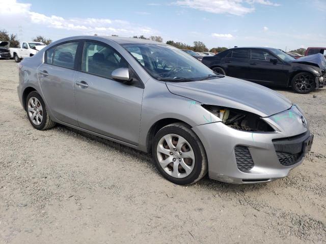 JM1BL1TG7D1784630 - 2013 MAZDA 3 I 银色 照片 4