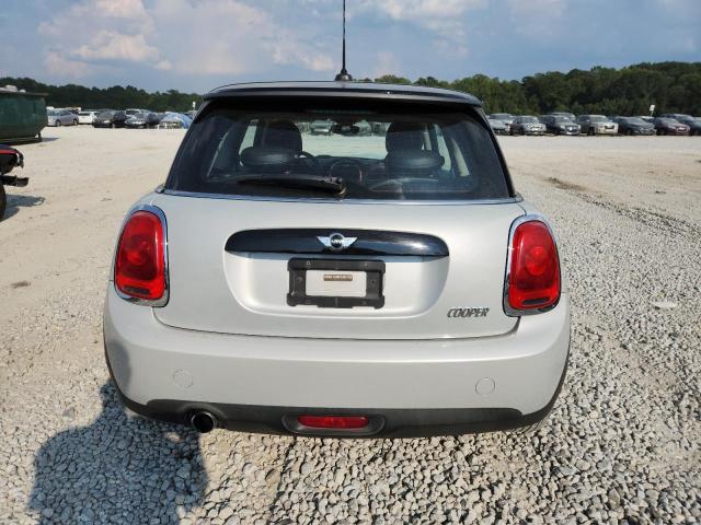 WMWXP5C56G2D14880 - 2016 MINI COOPER SILVER photo 6
