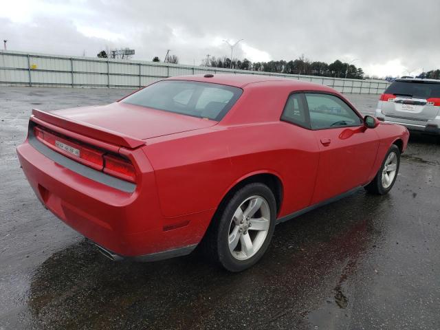 2B3CJ4DG0BH570623 - 2011 DODGE CHALLENGER RED photo 3