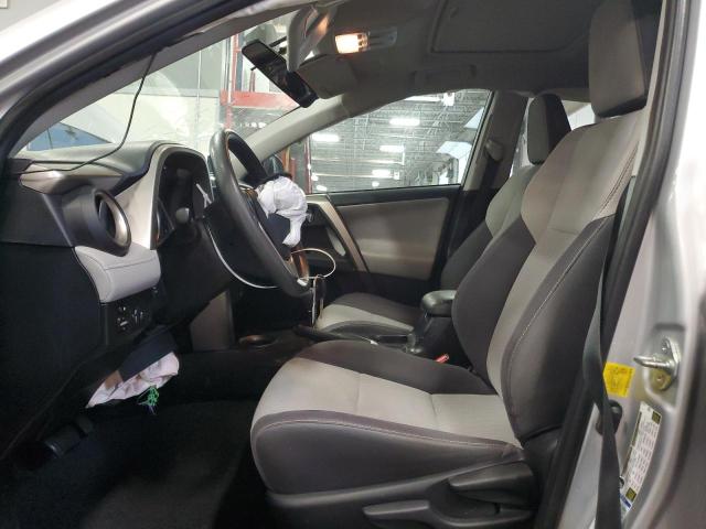 2T3RFREVXFW239798 - 2015 TOYOTA RAV4 XLE SILVER photo 7