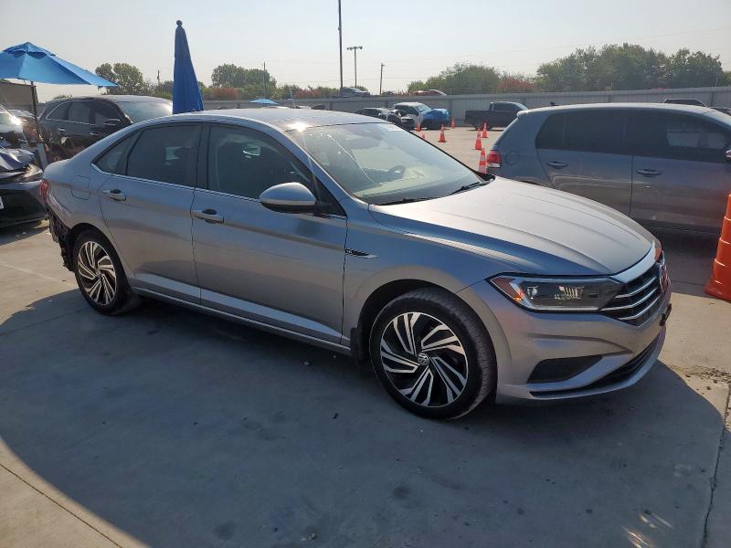 3VWE57BU3LM092073 - 2020 VOLKSWAGEN JETTA SEL 银色 照片 4