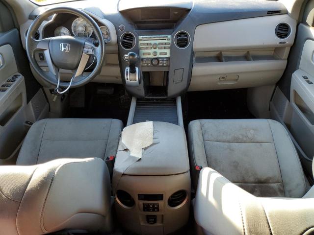 5FNYF4H27AB003964 - 2010 HONDA PILOT LX SILVER photo 8