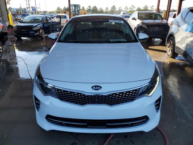 5XXGW4L25GG023865 - 2016 KIA OPTIMA SX WHITE photo 5