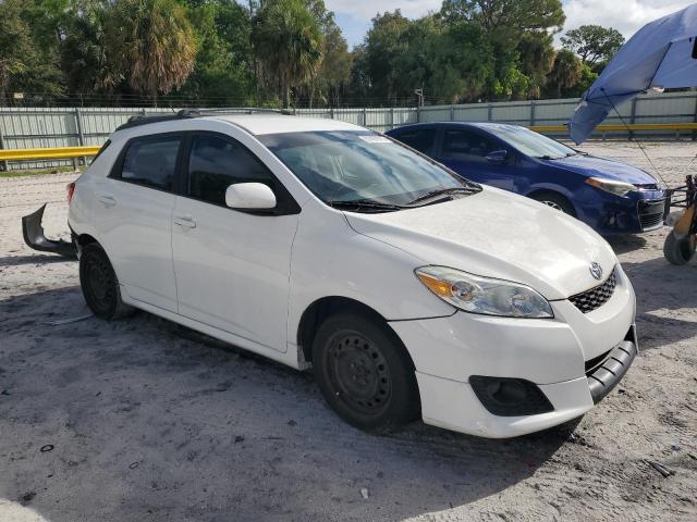 2T1KU40E59C159308 - 2009 TOYOTA COROLLA MA თეთრი ფოტო 4