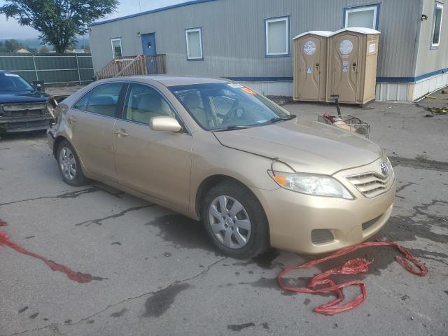 4T1BF3EK5AU009009 - 2010 TOYOTA CAMRY BASE Золотий фото 4