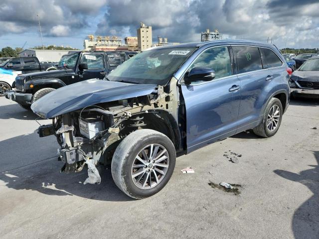 2018 TOYOTA HIGHLANDER SE, 