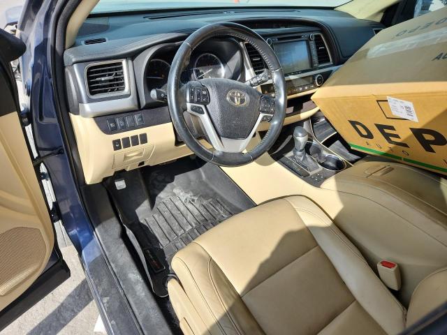 5TDKZRFH0JS286060 - 2018 TOYOTA HIGHLANDER SE Niebieski zdjęcie 8