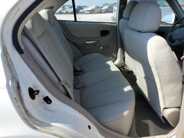 KMHCG45C55U616484 - 2005 HYUNDAI ACCENT GL WHITE photo 10