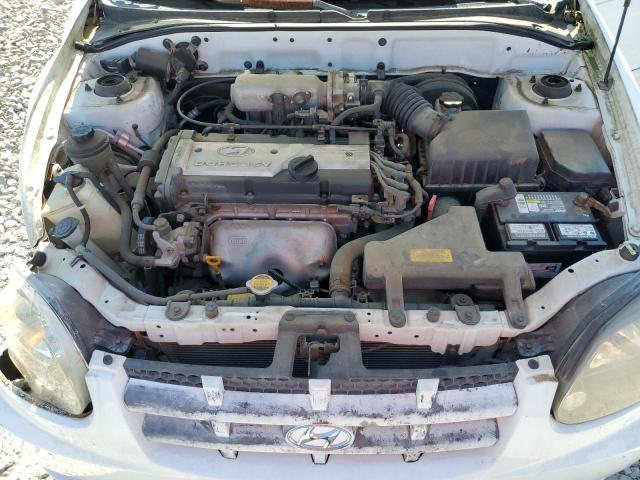 KMHCG45C55U616484 - 2005 HYUNDAI ACCENT GL WHITE photo 11