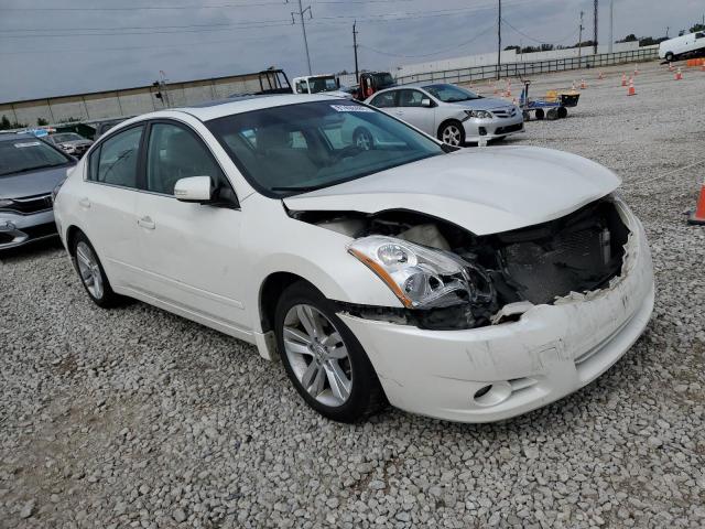 1N4BL2AP5BN448849 - 2011 NISSAN ALTIMA SR WHITE photo 4