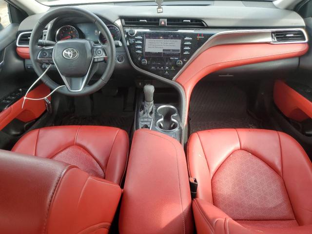 4T1B61HKXJU126522 - 2018 TOYOTA CAMRY XSE WHITE photo 8