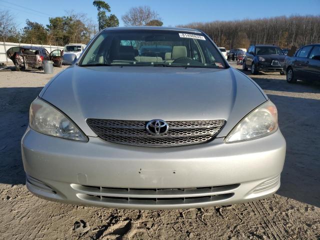 JTDBE32K330161537 - 2003 TOYOTA CAMRY LE SILVER photo 5