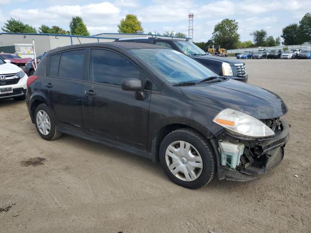 3N1BC1CPXAL463852 - 2010 NISSAN VERSA S 黑色 照片 4