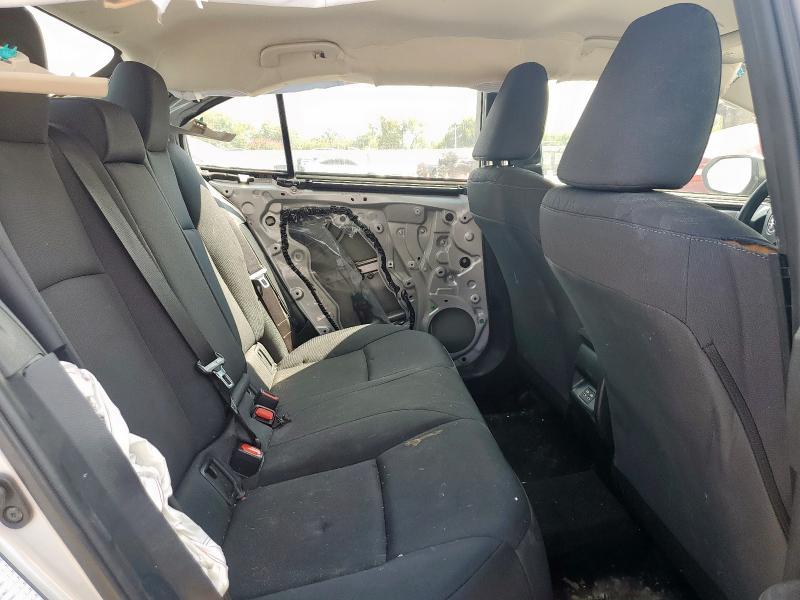 5YFB4MDE8PP011306 - 2023 TOYOTA COROLLA LE Silber Foto 10