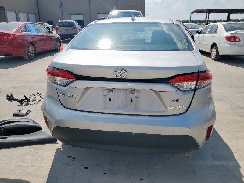 5YFB4MDE8PP011306 - 2023 TOYOTA COROLLA LE Silber Foto 6