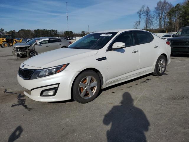 KNAGM4A74F5647063 - 2015 KIA OPTIMA LX WHITE photo 1