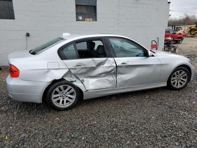 WBAVC93567K031368 - 2007 BMW 328 XI SILVER photo 3