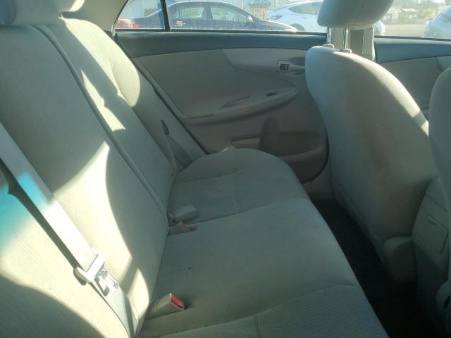 2T1BU4EEXCC913755 - 2012 TOYOTA COROLLA BASE ვერცხლისფერი ფოტო 10