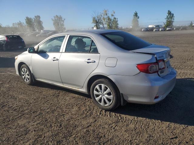 2T1BU4EEXCC913755 - 2012 TOYOTA COROLLA BASE ვერცხლისფერი ფოტო 2