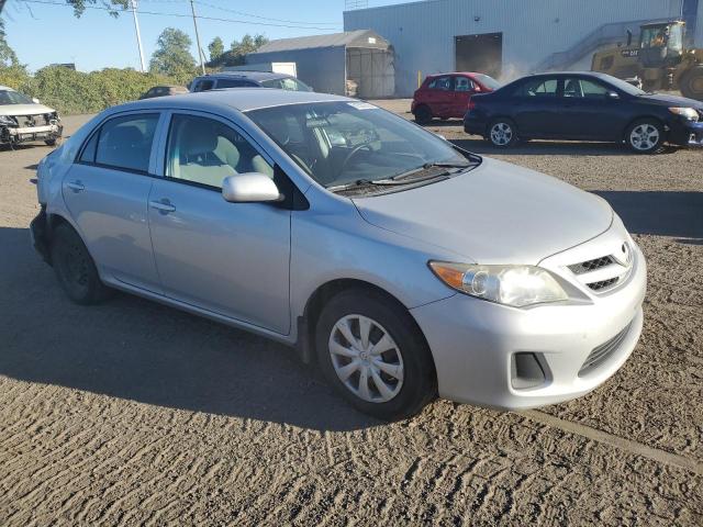 2T1BU4EEXCC913755 - 2012 TOYOTA COROLLA BASE ვერცხლისფერი ფოტო 4