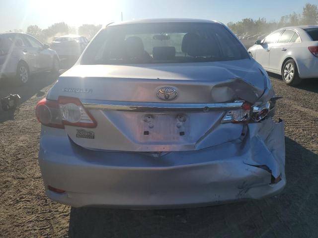 2T1BU4EEXCC913755 - 2012 TOYOTA COROLLA BASE ვერცხლისფერი ფოტო 6