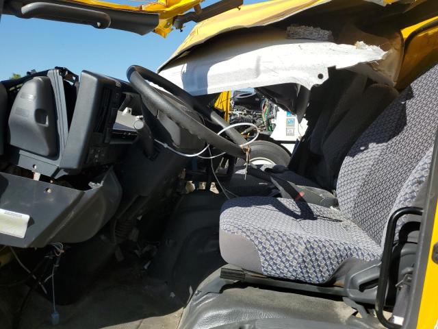 54DC4W1D1PS202264 - 2023 ISUZU NPR HD Gelb Foto 7