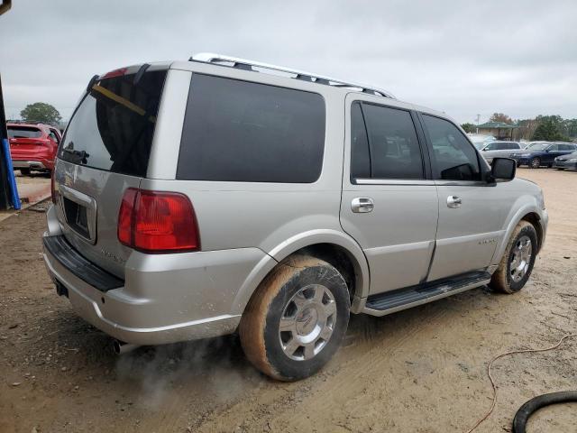 5LMFU27516LJ14665 - 2006 LINCOLN NAVIGATOR 银色 照片 3
