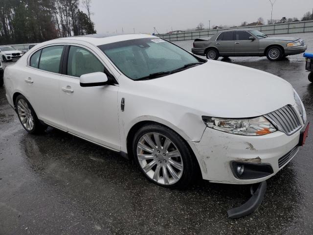 1LNHL9DRXCG807334 - 2012 LINCOLN MKS WHITE photo 4